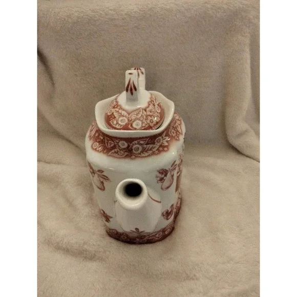 Godinger Porcelain Pear Pink White Teapot - Picture 4 of 7